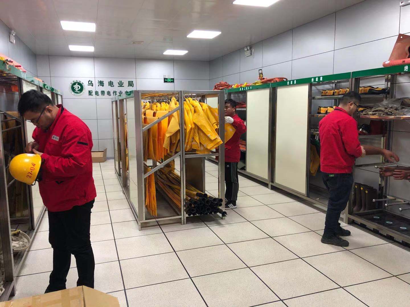 烏海電業(yè)局配電帶電作業(yè)中心：寒冬大檢查，新年保安全