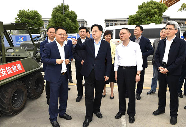 常州市委副書記、市長(zhǎng)陳金虎蒞臨中國(guó)安能二局常州分公司調(diào)研防汛抗旱工作