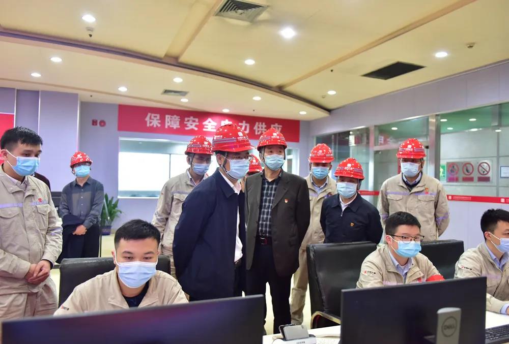 華銀電力賀子波、陳自強一行到湘潭發(fā)電公司調(diào)研