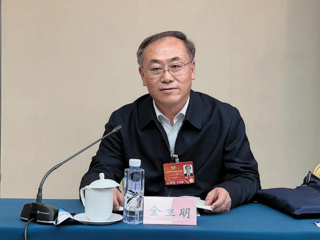 【兩會】國網(wǎng)電動汽車服務有限公司董事長、黨委書記全生明：加快構建交通能源融合發(fā)展體系 促進車與電網(wǎng)協(xié)同互動