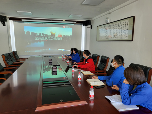 烏海市千里山供電分公司：開(kāi)展網(wǎng)絡(luò)信息安全培訓(xùn)，筑牢網(wǎng)絡(luò)安全防線