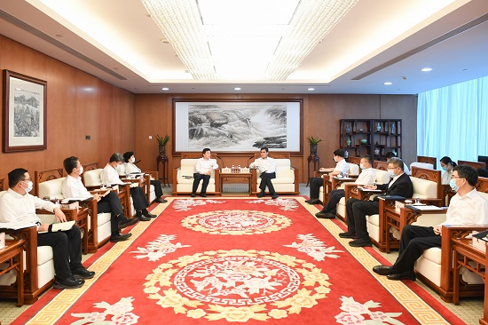 舒印彪鄧建玲會(huì)見保定市委書記黨曉龍、市長閆繼紅