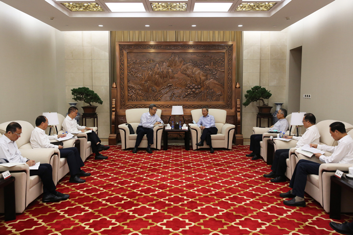 錢智民拜訪農(nóng)發(fā)行黨委書記、董事長(zhǎng)錢文揮