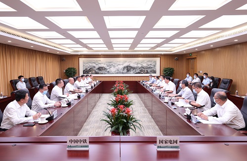 國家電網(wǎng)公司總經(jīng)理、黨組副書記張智剛與中國中鐵董事長陳云會談