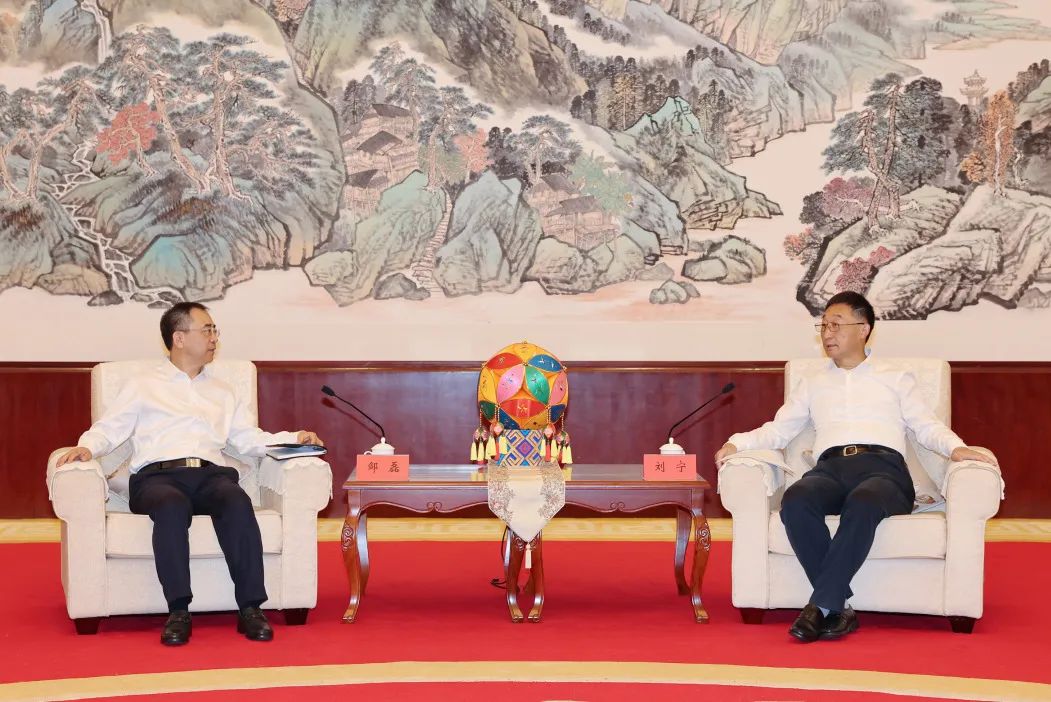 大唐集團(tuán)黨組書記、董事長鄒磊拜會廣西壯族自治區(qū)黨委書記劉寧