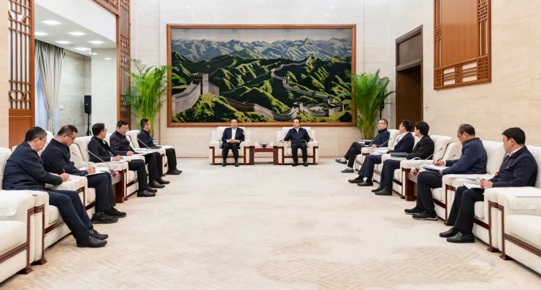 大唐集團(tuán)黨組書記、董事長鄒磊會見哈電集團(tuán)黨委書記、董事長曹志安