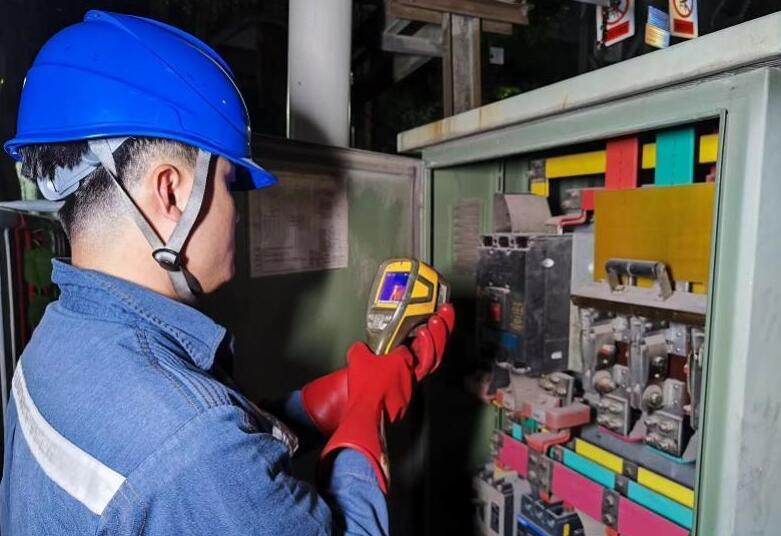 深圳供電局消除67條線路、237臺配變重滿載風(fēng)險(xiǎn)