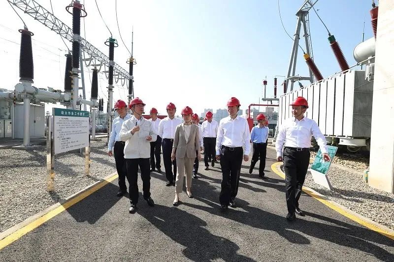 國家電網董事長、黨組書記辛保安會見四川省委書記王曉暉、省長黃強并檢查大運會供電保障工作