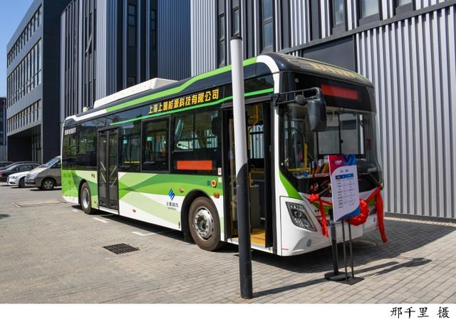 到2025年力爭(zhēng)發(fā)展燃料電池汽車超過10000輛，《上海交通領(lǐng)域氫能推廣應(yīng)用方案》發(fā)布
