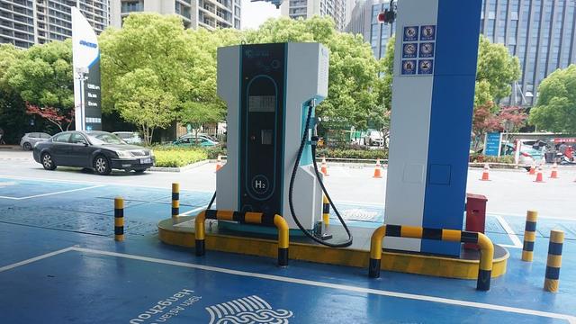 加快培育氫燃料電池汽車產(chǎn)業(yè)，浙江超前布局加氫站建設(shè)