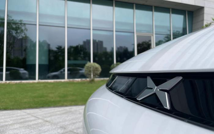 小鵬汽車去年凈虧損擴大至103億，4月將發(fā)全新品牌