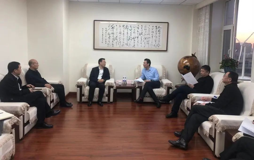 華電吉林公司黨委書(shū)記孫毅、黨委副書(shū)記鄭成杰拜會(huì)吉林省能源局黨組書(shū)記、局長(zhǎng)趙彥峰