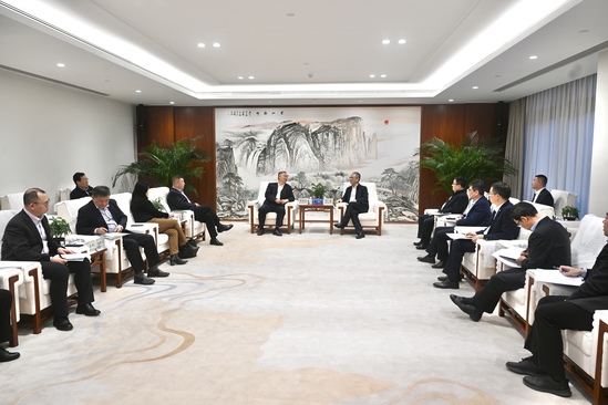 中國電建黨委副書記、總經(jīng)理王斌與中國機電商會黨委書記、會長張鈺晶舉行會談