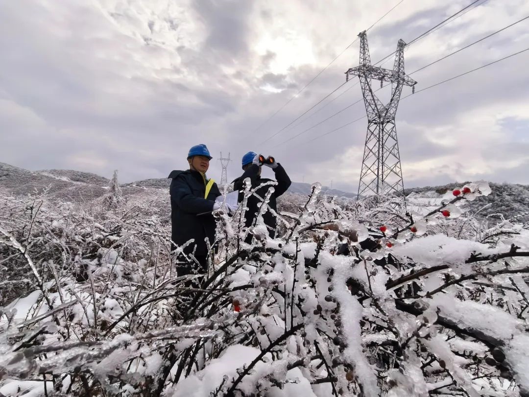 南方電網科技抗冰 讓冰雪“看得見、除得掉、防得住”