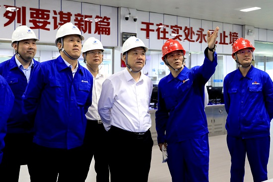 中國華能集團(tuán)董事長溫樞剛到鶴崗電廠、伊春熱電督導(dǎo)調(diào)研生態(tài)環(huán)保及安全生產(chǎn)工作